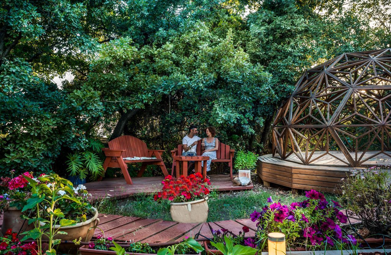 Spa In The Woods - B&B In Amirim Exterior photo